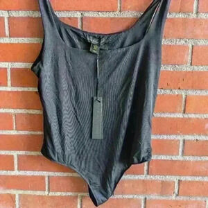 NWT House of Harlow all day contour black body suit with thong back size xl